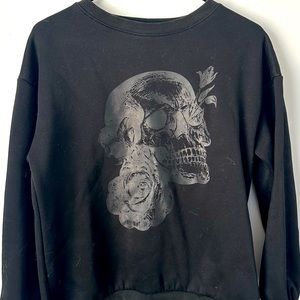 Buff Bunny black crew neck with skull and rose design